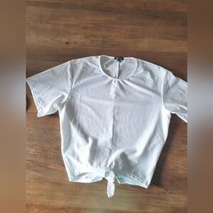 MICHI, Perforated Athletic/Athleisure Top with Optional Tie Back, White, Size XS